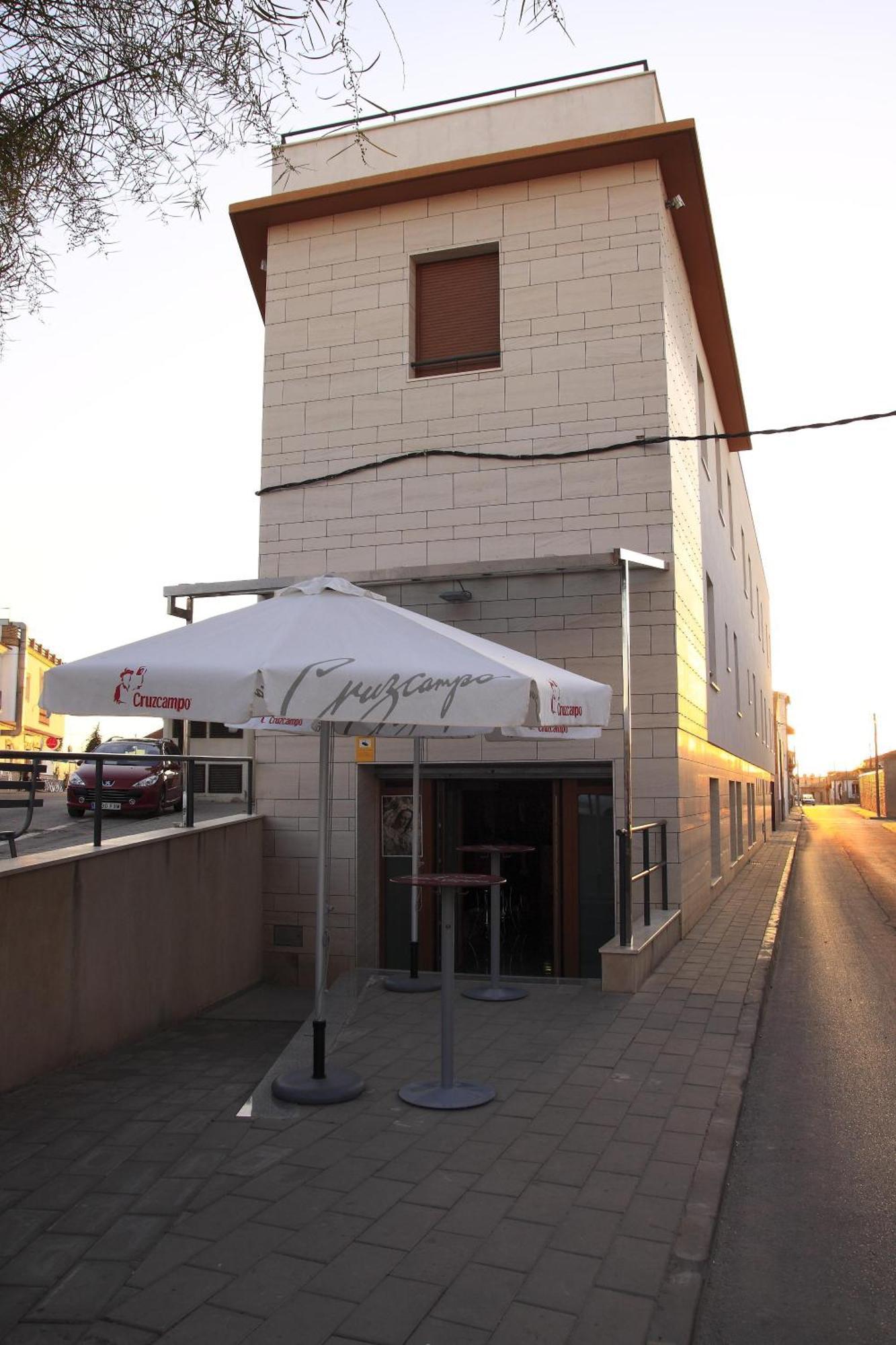 Hotel Albanta La Lantejuela 外观 照片
